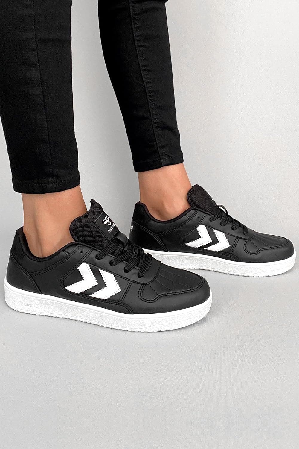 کفش ورزشی یونیسکس Hummel Court 1990 مدل 900828-2001 کفش ورزشی یونیسکس Hummel Court 1990 مدل 900828-2001