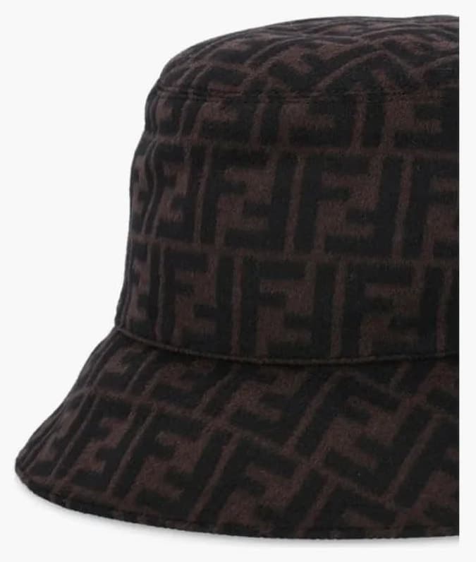 کلاه باکت FENDI پشمی با نقش FF کوچک قهوهای/مشکی کلاه باکت FENDI پشمی با نقش FF کوچک قهوهای/مشکی