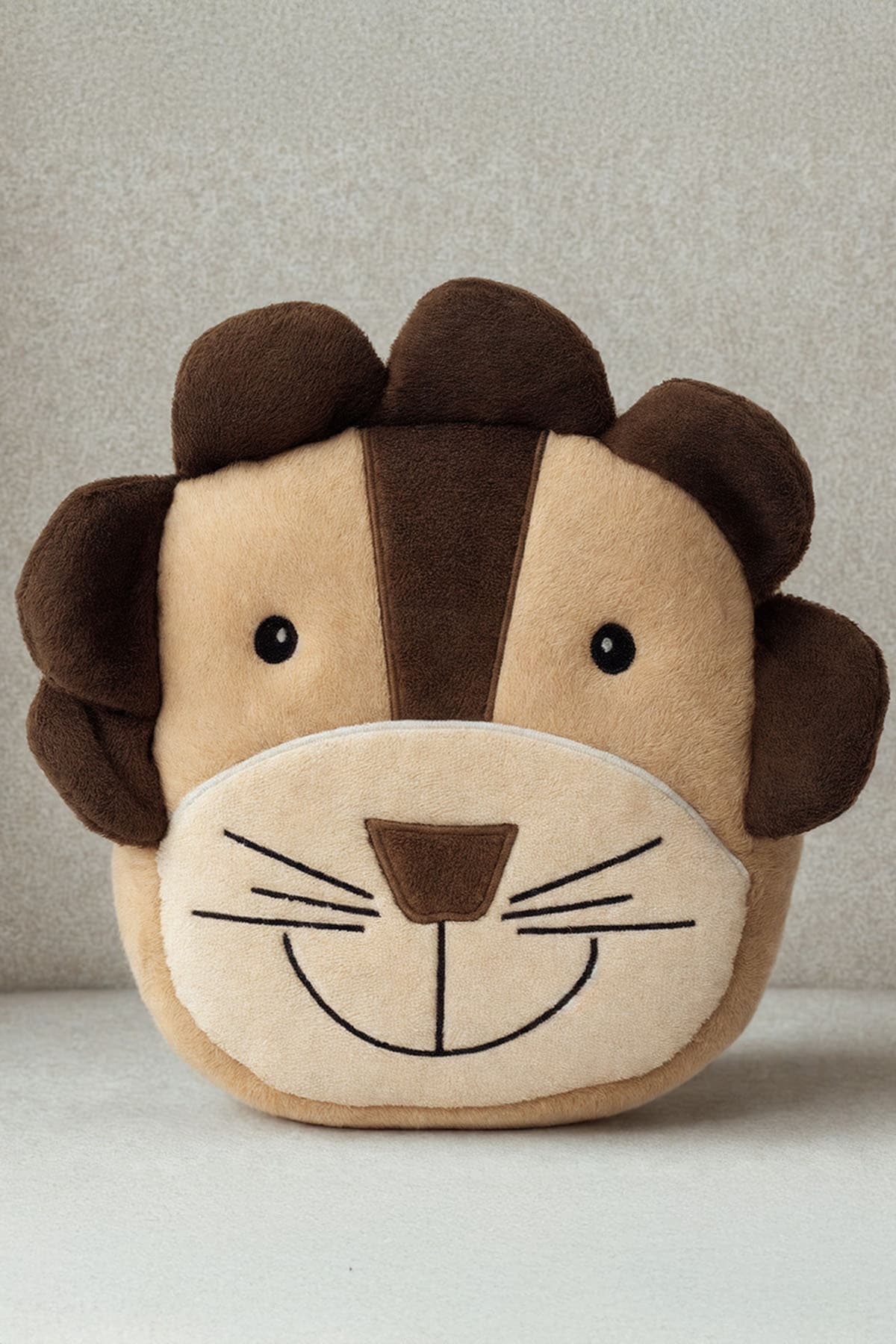 کولهپشتی کودک Unisex KidHug طرح شیر 27 Cm سبک و بادوام با بند قابل تنظیم کولهپشتی کودک Unisex KidHug طرح شیر 27 Cm سبک و بادوام با بند قابل تنظیم