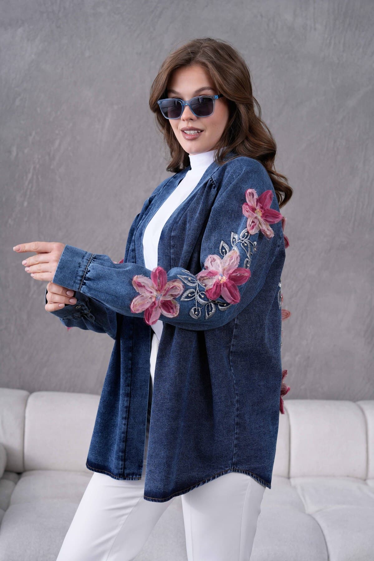 ژاکت کیمونو زنانه Moda Neval جین تور با گلدوزی گل ژاکت کیمونو زنانه Moda Neval جین تور با گلدوزی گل