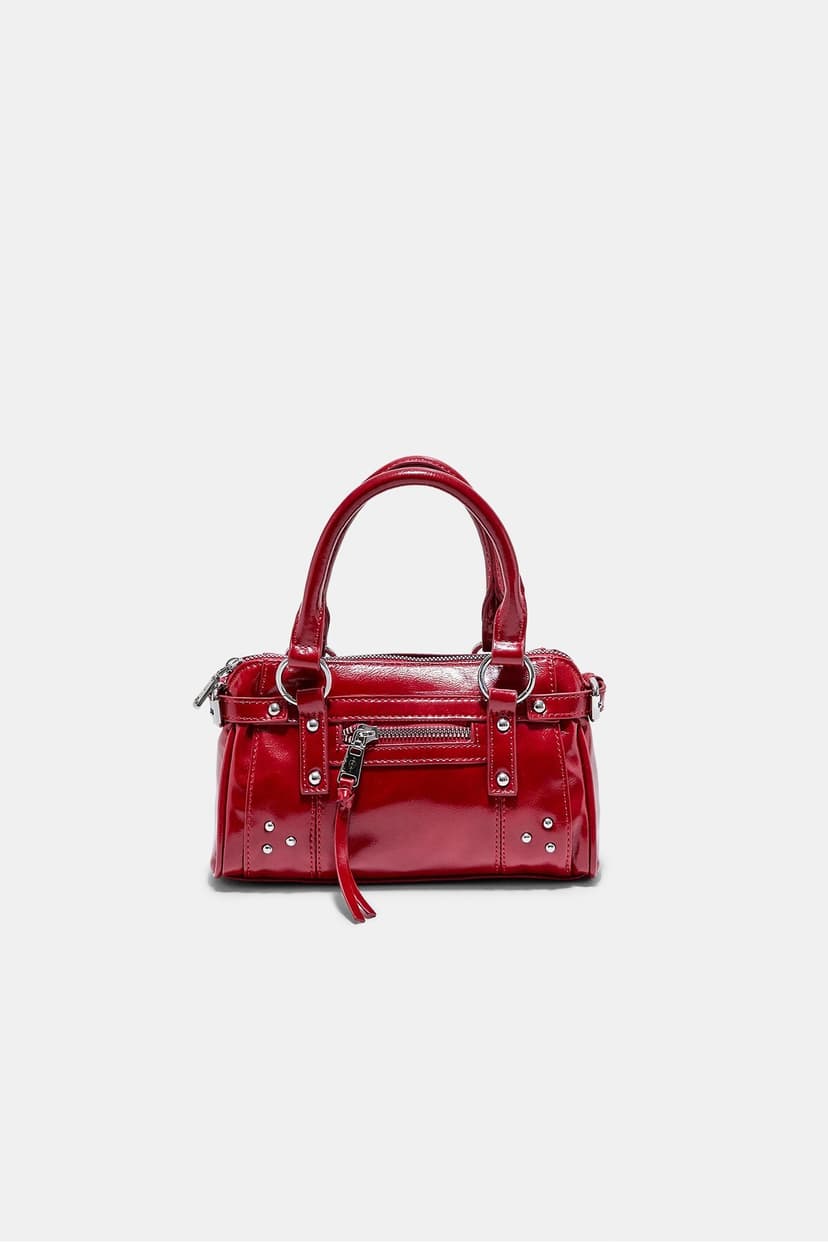 کیف زنانه Stradivarius با پرچ و جیب و بند مورب کیف زنانه Stradivarius با پرچ و جیب و بند مورب