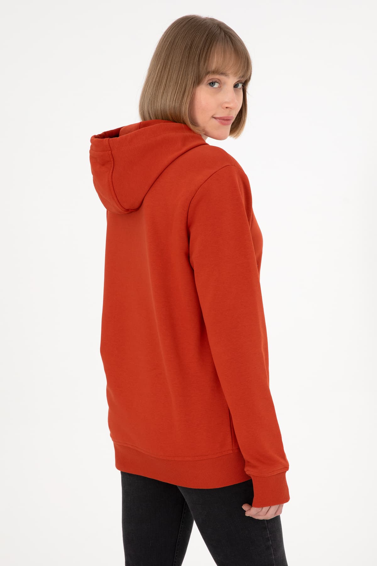 سوئیشرت هودی مردانه U.S. Polo Assn. فیت معمولی آجری Basic 50295175-VR031 سوئیشرت هودی مردانه U.S. Polo Assn. فیت معمولی آجری Basic 50295175-VR031