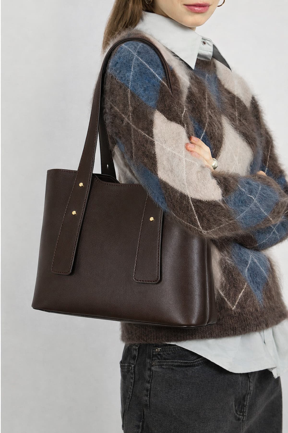 کیف زنانه Housebags رترو وینتیج زیپدار بند شانه قابل تنظیم مدل 287 کیف زنانه Housebags رترو وینتیج زیپدار بند شانه قابل تنظیم مدل 287
