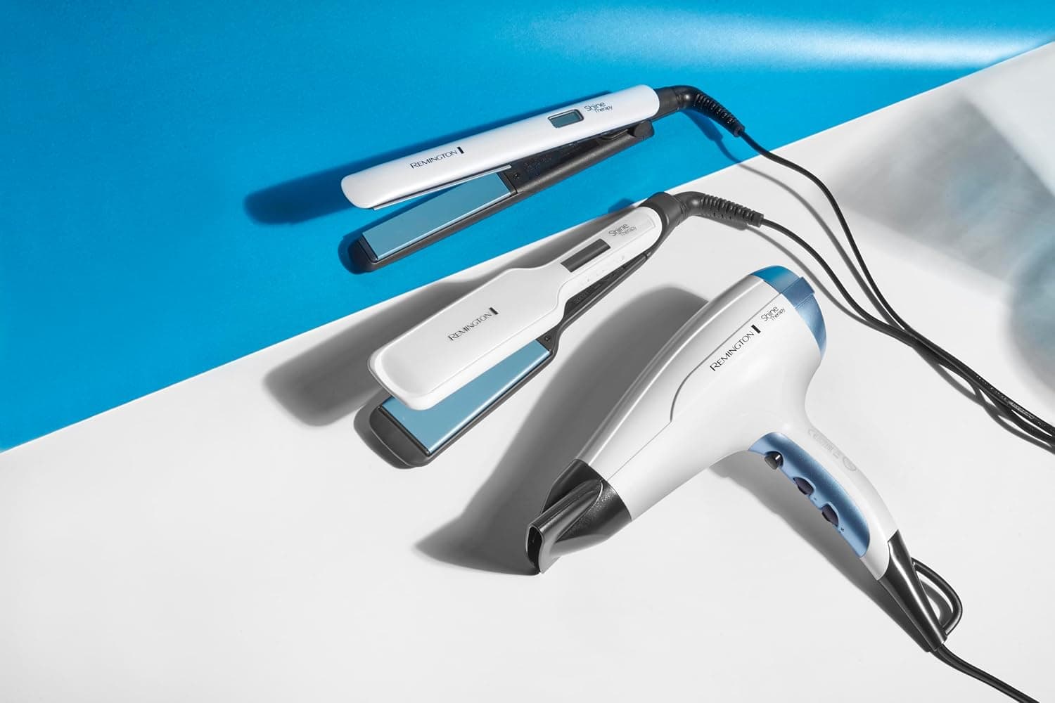 اتو مو Remington Shine Therapy با پوشش سرامیکی حاوی مواد میکروفعال، روغن آرگان مراکشی و ویتامین E، نمایشگر LCD، 150-230°C مدل S8500 اتو مو Remington Shine Therapy با پوشش سرامیکی حاوی مواد میکروفعال، روغن آرگان مراکشی و ویتامین E، نمایشگر LCD، 150-230°C مدل S8500
