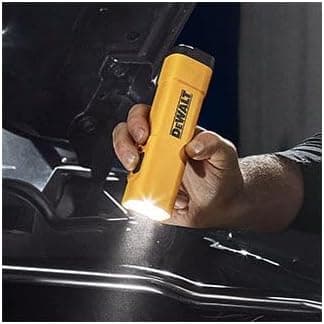 چراغقوه کارگاهی LED DEWALT شارژی USB-C مغناطیسی مدل DCL183 چراغقوه کارگاهی LED DEWALT شارژی USB-C مغناطیسی مدل DCL183