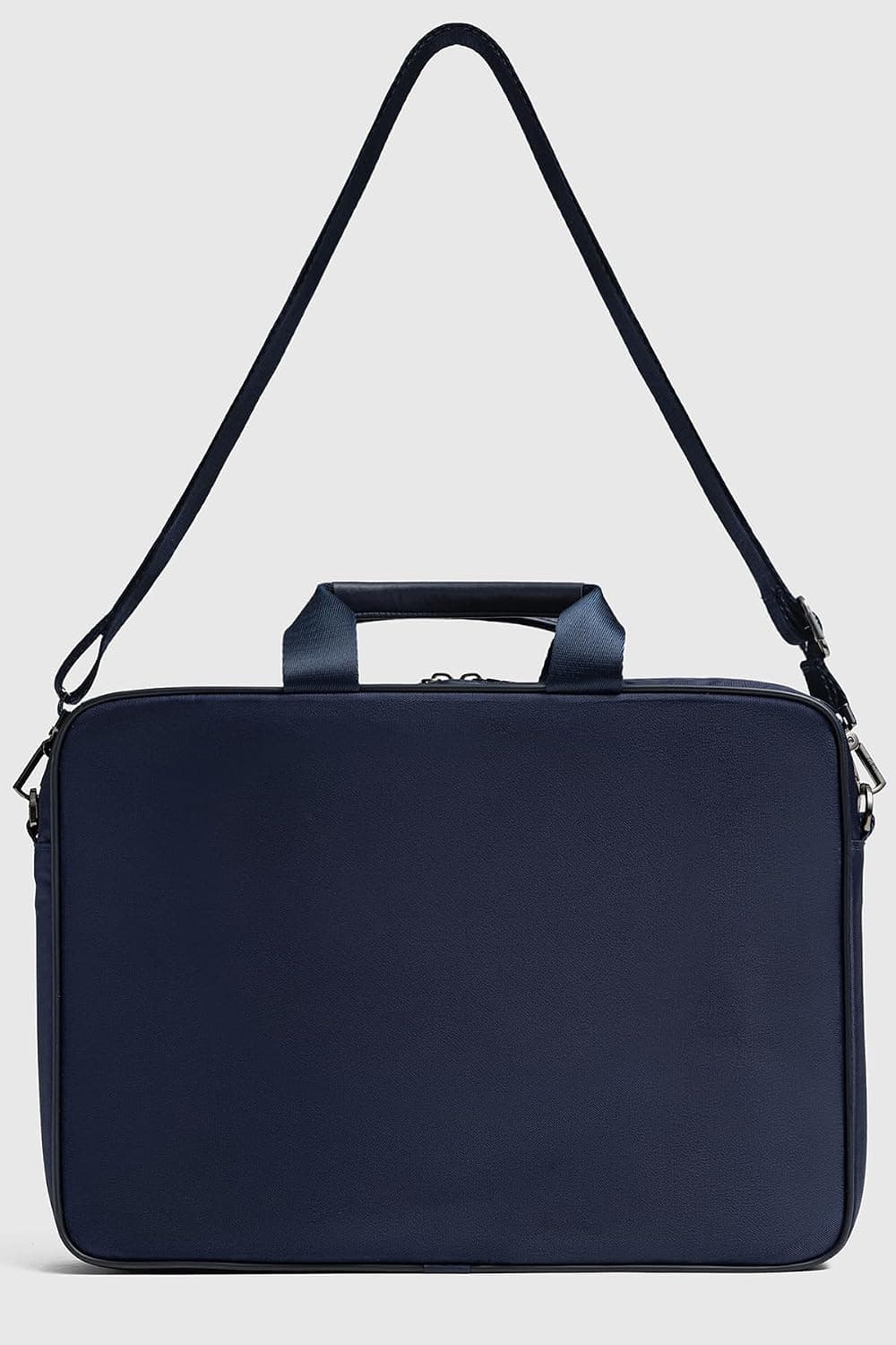 کیف اداری U.S. Polo Assn. دارای بند شانهای و جای لپتاپ رنگ سرمهای مدل 26055-26058 کیف اداری U.S. Polo Assn. دارای بند شانهای و جای لپتاپ رنگ سرمهای مدل 26055-26058