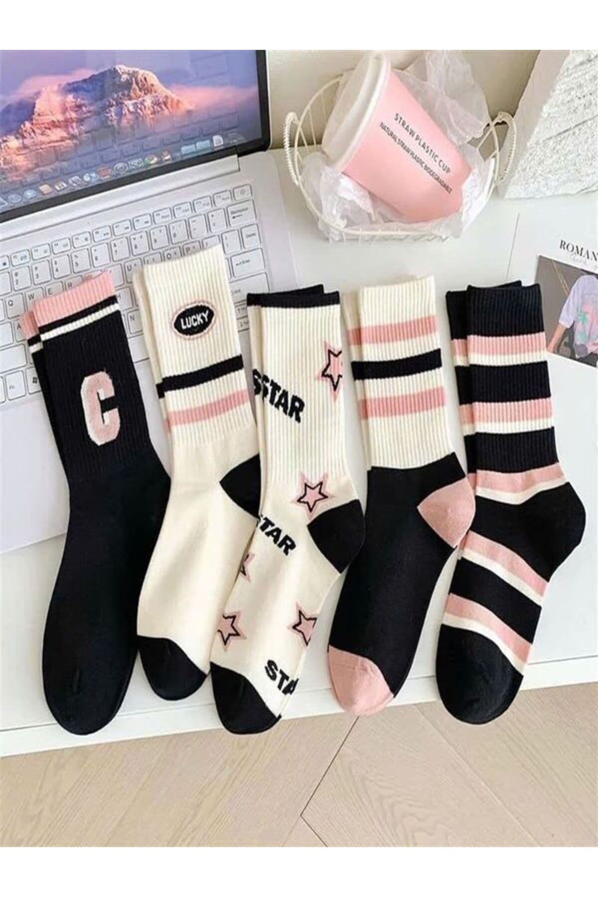 ست جوراب تنیس یونیسکس Sky Socks 5 عددی طرحدار صورتی-مشکی-کرم ست جوراب تنیس یونیسکس Sky Socks 5 عددی طرحدار صورتی-مشکی-کرم