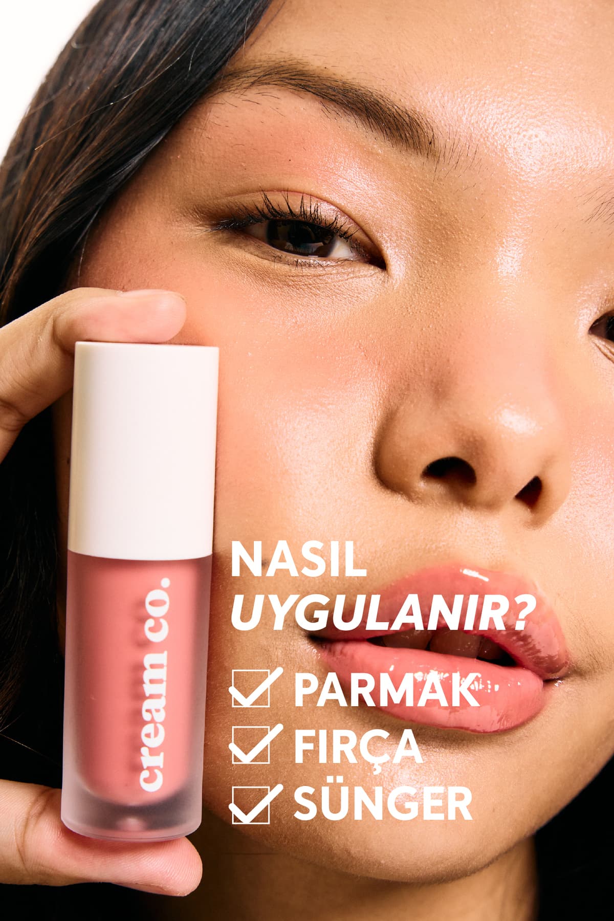 تینت گونه، لب و چشم Cream Co. Glow Tint مرطوبکننده رنگ رز غبارآلود با اسید هیالورونیک و پپتید تینت گونه، لب و چشم Cream Co. Glow Tint مرطوبکننده رنگ رز غبارآلود با اسید هیالورونیک و پپتید