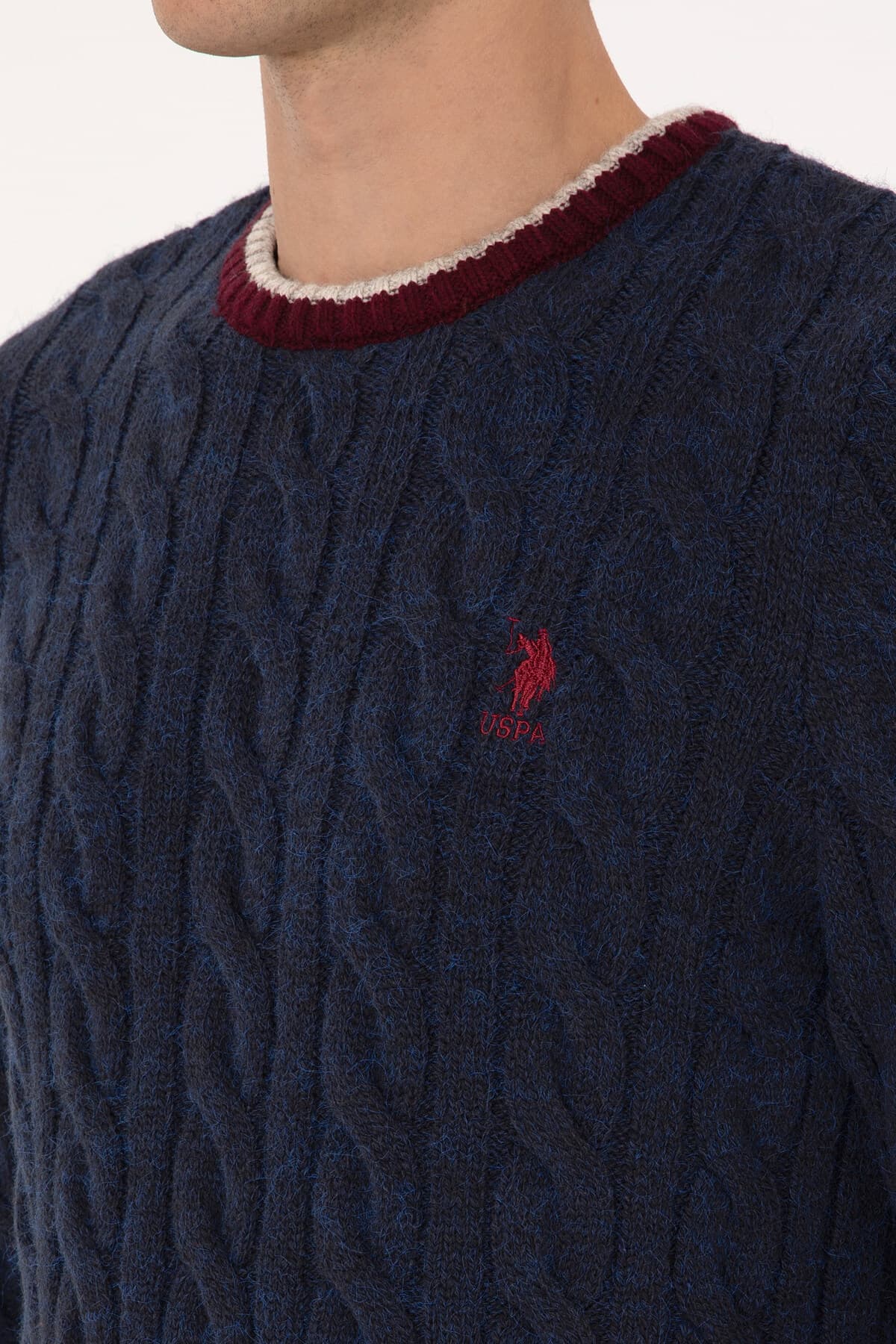پلیور مردانه U.S. Polo Assn. سرمهای یقه گرد فیت معمولی مدل 50315017-VR033 پلیور مردانه U.S. Polo Assn. سرمهای یقه گرد فیت معمولی مدل 50315017-VR033