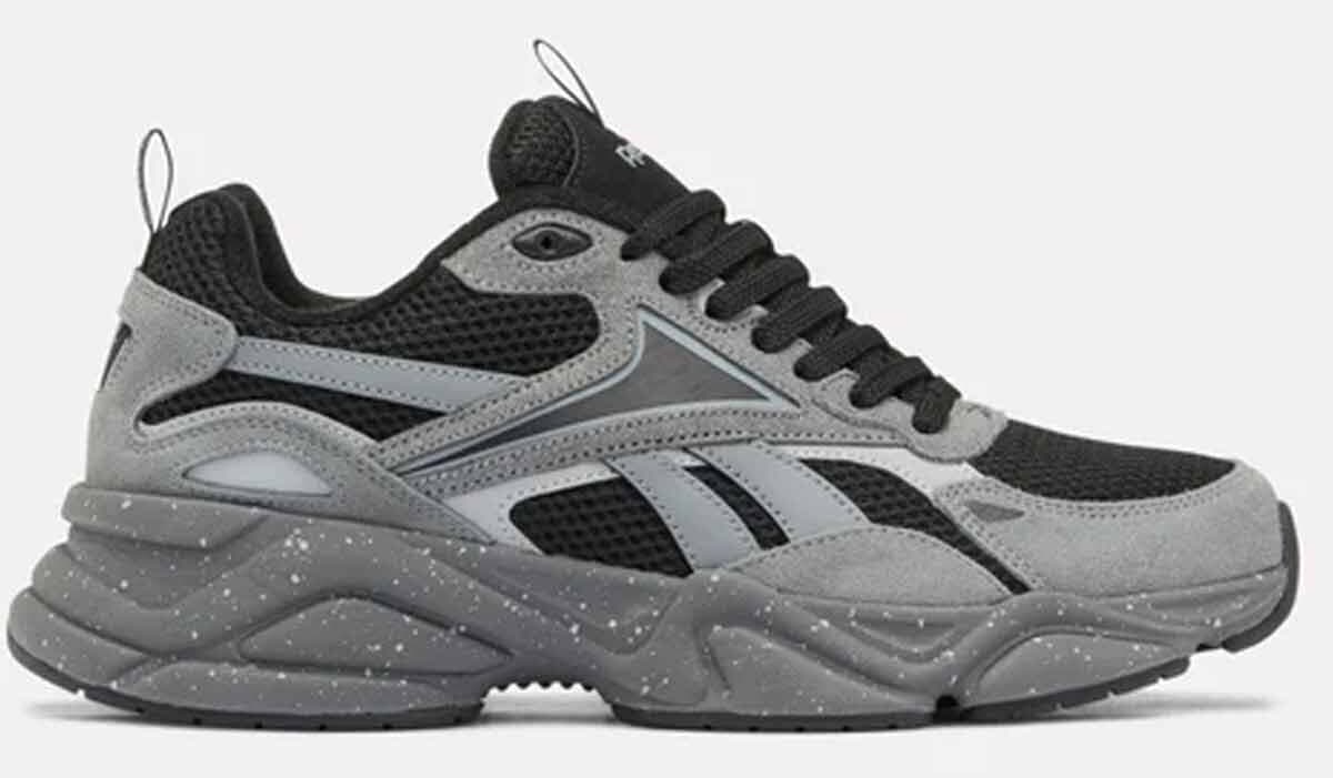 کفش اسنیکر مردانه Reebok خاکستری مشکی زیره ضخیم توری مدل Charge Run کفش اسنیکر مردانه Reebok خاکستری مشکی زیره ضخیم توری مدل Charge Run