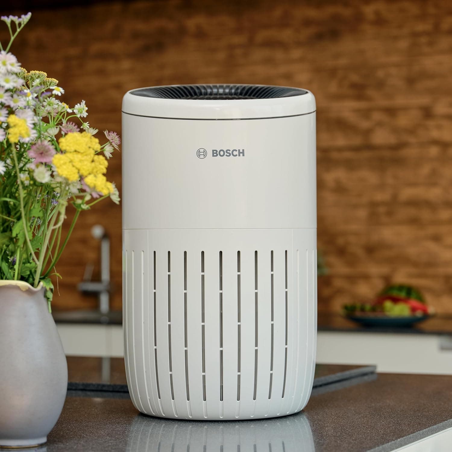 دستگاه تصفیهکننده هوا Bosch Thermotechnik مدل Air 2000 دستگاه تصفیهکننده هوا Bosch Thermotechnik مدل Air 2000