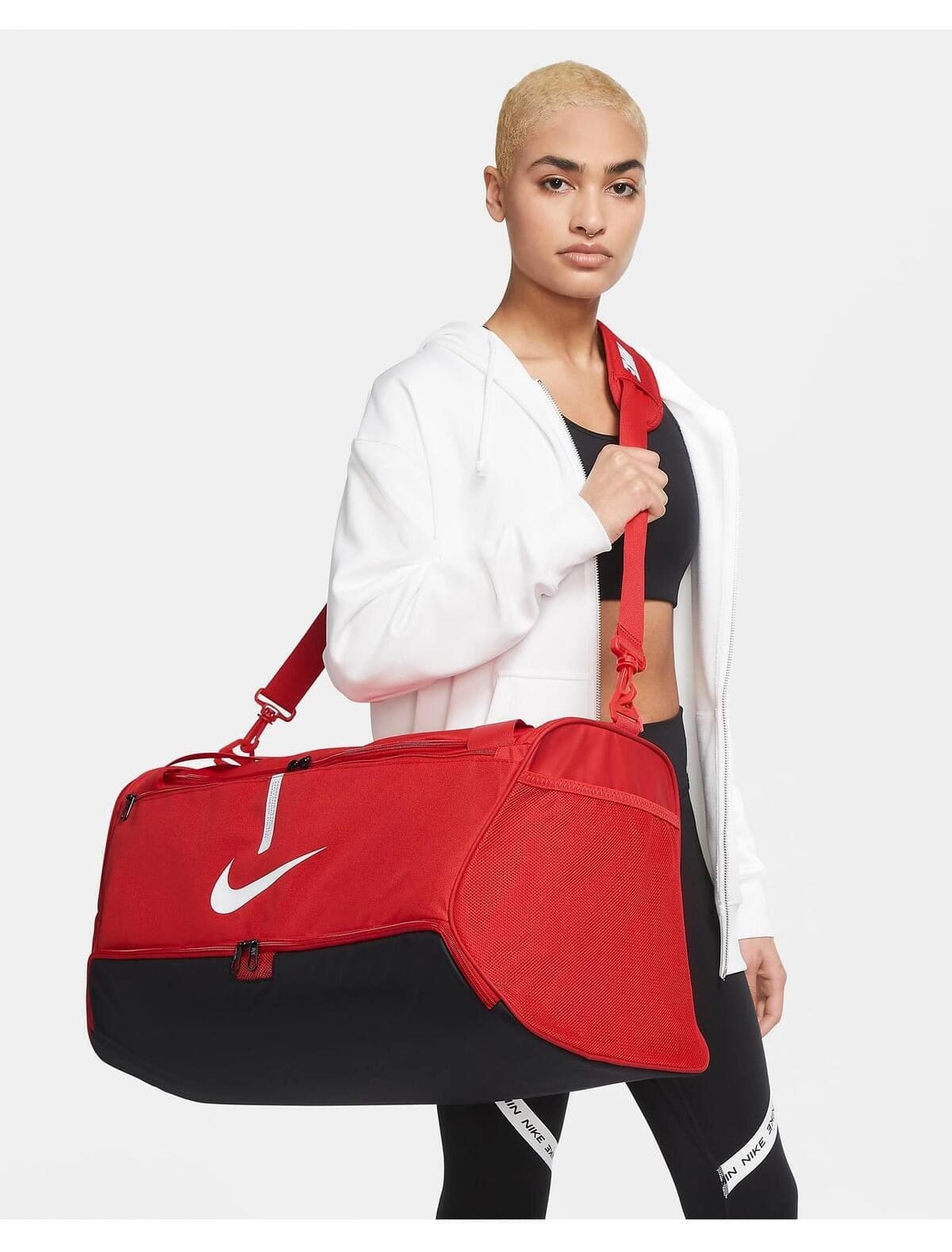 کیف ورزشی پسرانه Nike سایز متوسط Academy Team 60L کیف ورزشی پسرانه Nike سایز متوسط Academy Team 60L