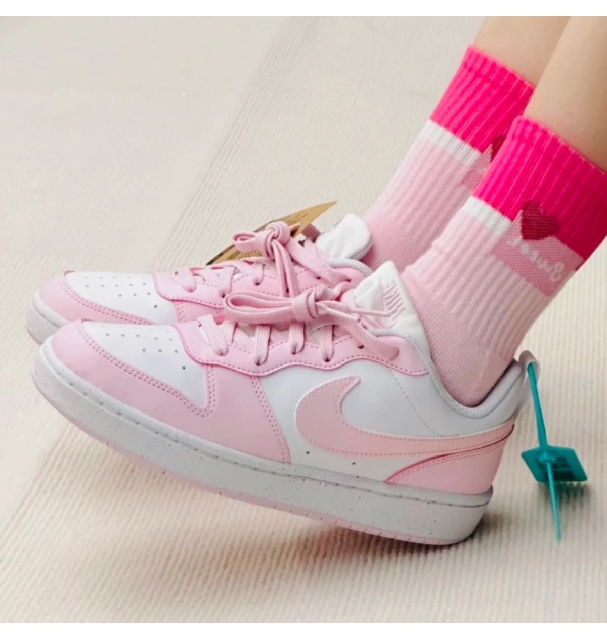 کفش اسپرت Nike یونیسکس صورتی مدل Court Borough Low Recraft (Gs) کفش اسپرت Nike یونیسکس صورتی مدل Court Borough Low Recraft (Gs)