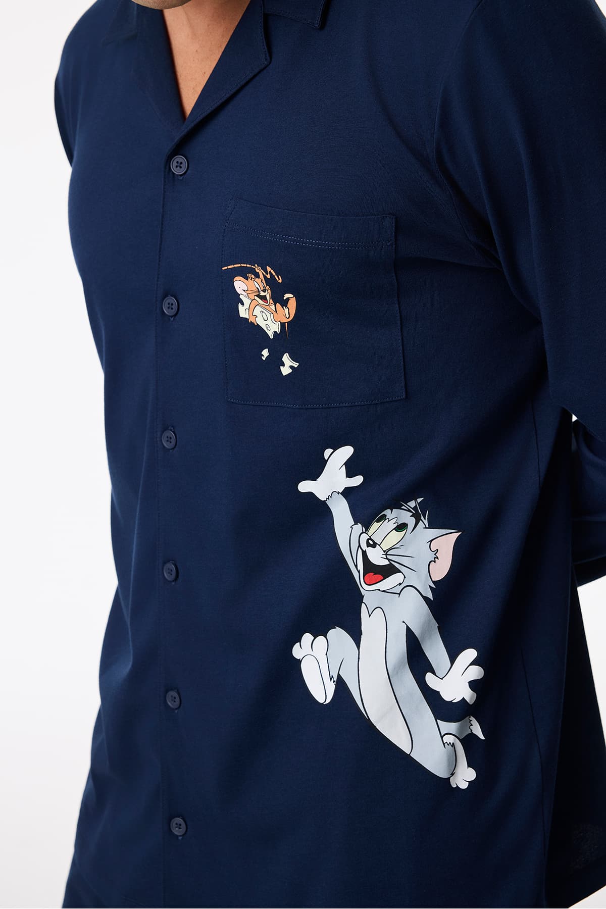 ست پیژامه مردانه Penti سرمهای Tom&jerry آستین بلند دکمهدار ست پیژامه مردانه Penti سرمهای Tom&jerry آستین بلند دکمهدار