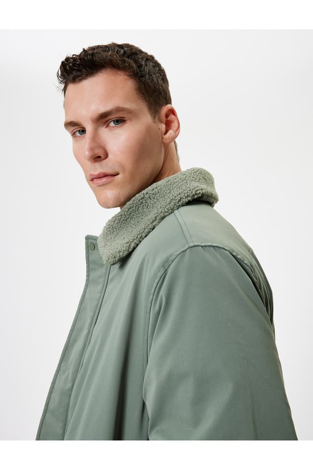 کاپشن مردانه Koton اسلیم فیت زیپدار یقه پلوش کاپشن مردانه Koton اسلیم فیت زیپدار یقه پلوش