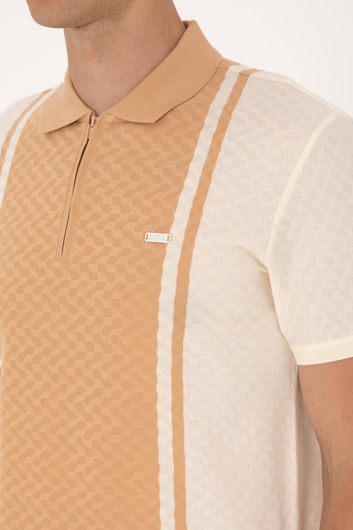 تیشرت مردانه U.S. Polo Assn. فیت معمولی اکرو یقه پولو زیپدار مدل 50300814-VR019 تیشرت مردانه U.S. Polo Assn. فیت معمولی اکرو یقه پولو زیپدار مدل 50300814-VR019