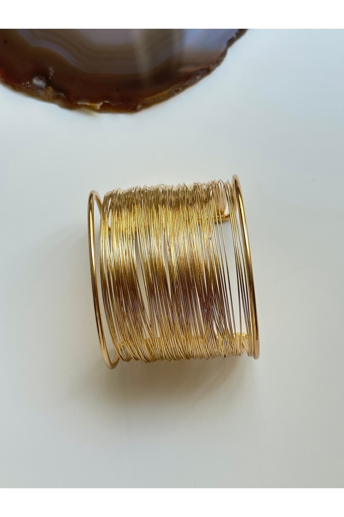 دستبند مردانه YOUES JEWELRY فولاد 316L طلایی سیم کلفت قابل تنظیم دستبند مردانه YOUES JEWELRY فولاد 316L طلایی سیم کلفت قابل تنظیم