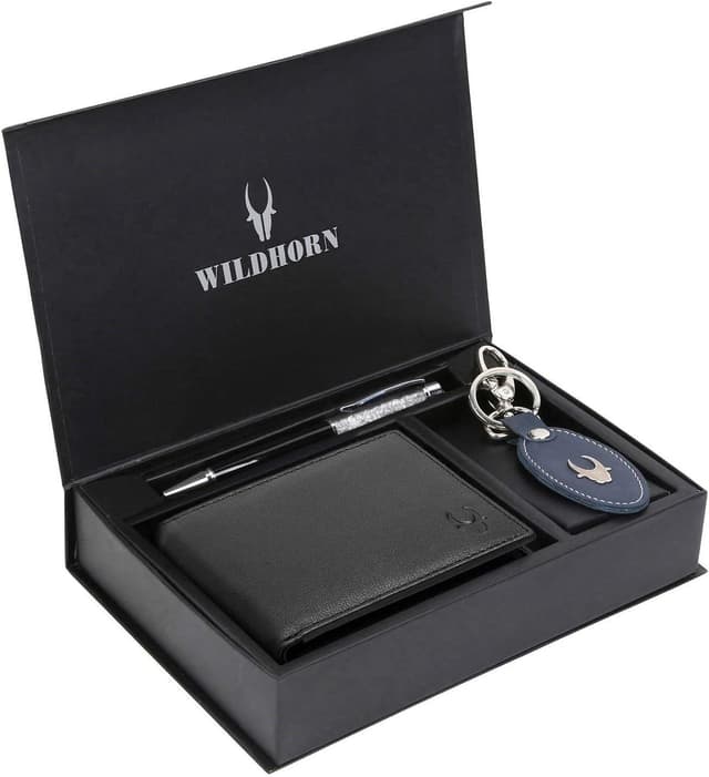 ست هدیه مردانه WildHorn شامل کیف پول چرمی، جاکلیدی و خودکار ست هدیه مردانه WildHorn شامل کیف پول چرمی، جاکلیدی و خودکار