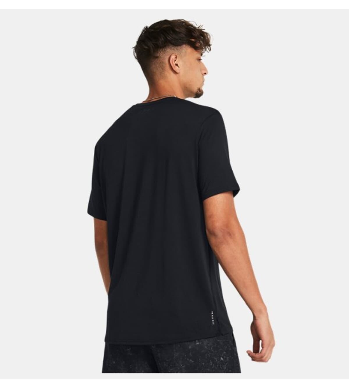 تیشرت مردانه Under Armour آستین کوتاه UA Vanish Energy مدل 1383973-001 تیشرت مردانه Under Armour آستین کوتاه UA Vanish Energy مدل 1383973-001