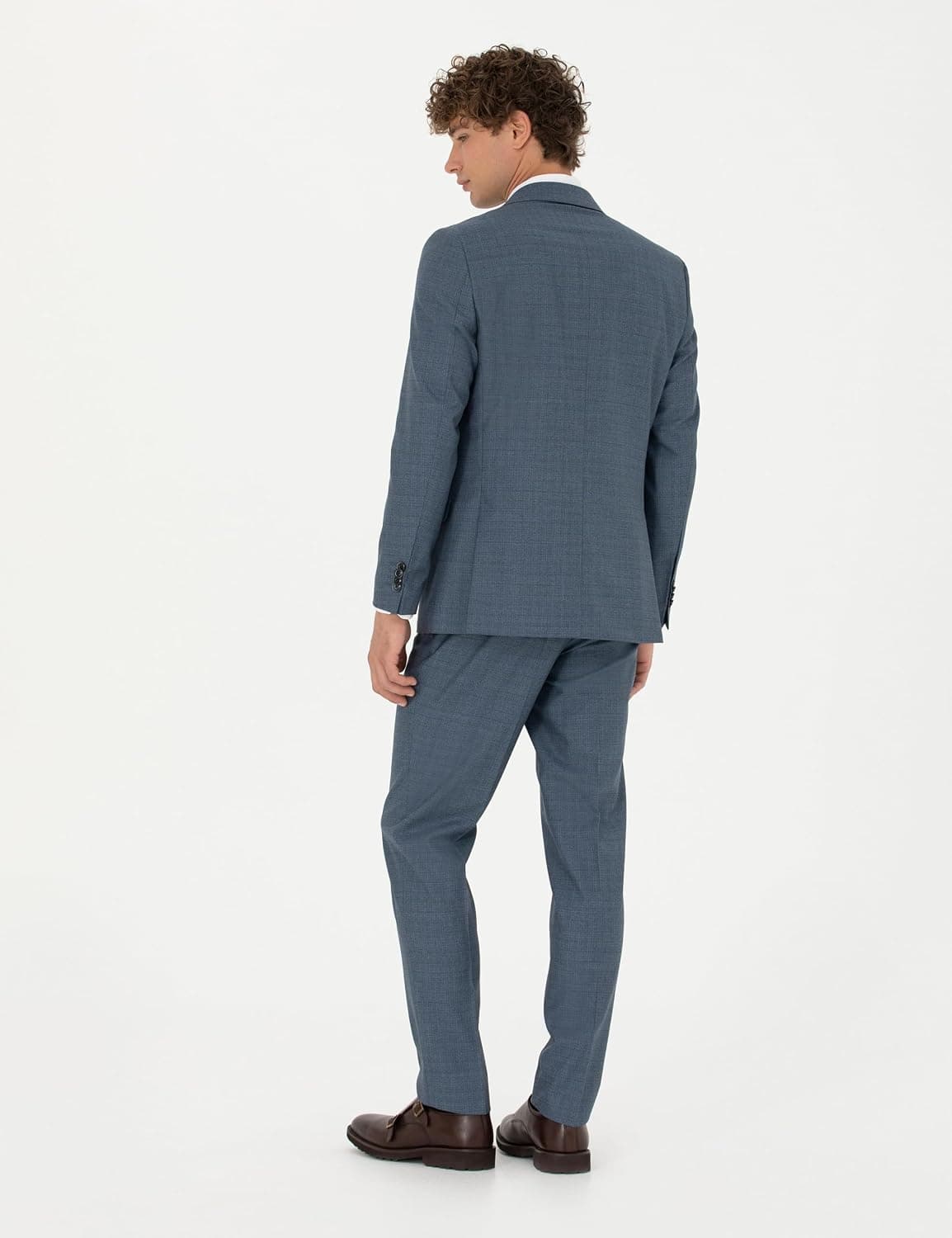 کت و شلوار مردانه Pierre Cardin پشمی آبیتیره اکسترا اسلیمفیت مدل VR032 کت و شلوار مردانه Pierre Cardin پشمی آبیتیره اکسترا اسلیمفیت مدل VR032