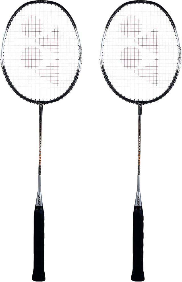 راکت بدمینتون YONEX آلومینیومی سبک مدل ZR 100 با کاور کامل، ست 2 عددی مشکی/مشکی راکت بدمینتون YONEX آلومینیومی سبک مدل ZR 100 با کاور کامل، ست 2 عددی مشکی/مشکی
