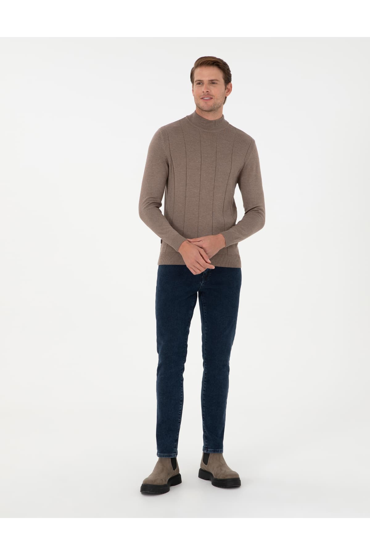 پلیور مردانه Pierre Cardin بافت Slim Fit یقه نیمبالاپوش رنگ ملانژ ویزون مدل 50300460-VR174 پلیور مردانه Pierre Cardin بافت Slim Fit یقه نیمبالاپوش رنگ ملانژ ویزون مدل 50300460-VR174