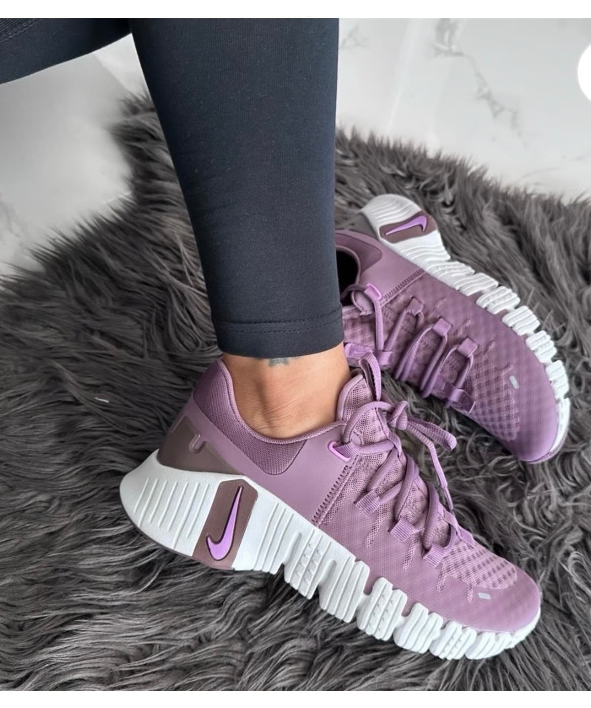 کفش تمرینی زنانه Nike Free Metcon 5 کفش تمرینی زنانه Nike Free Metcon 5