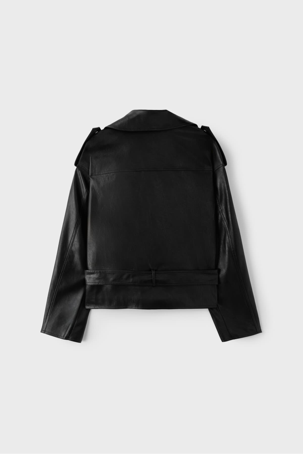 کت بایکر زنانه Stradivarius چرم مصنوعی با کمربند کت بایکر زنانه Stradivarius چرم مصنوعی با کمربند