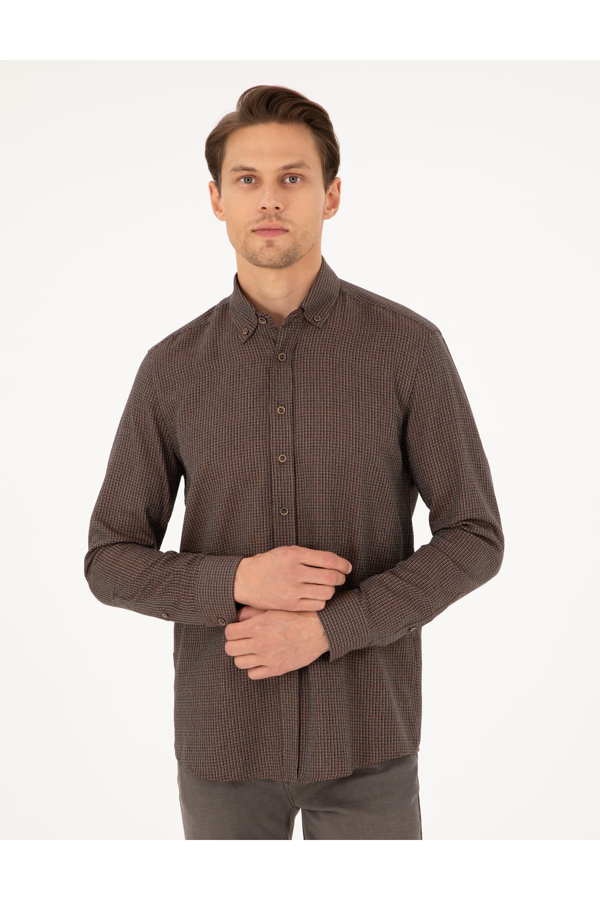 پیراهن مردانه Pierre Cardin قهوهای اسلیم فیت آستین بلند مدل 50292248-VR029 پیراهن مردانه Pierre Cardin قهوهای اسلیم فیت آستین بلند مدل 50292248-VR029