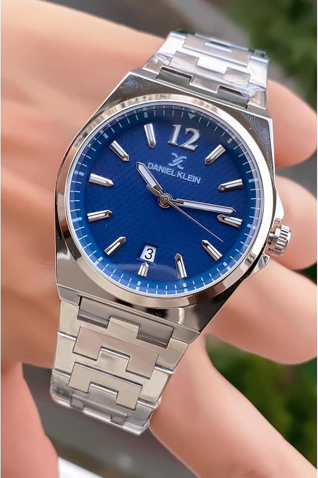 ساعت مچی مردانه Daniel Klein نقرهای ضد آب گارانتی ۲ ساله بند هدیه ساعت مچی مردانه Daniel Klein نقرهای ضد آب گارانتی ۲ ساله بند هدیه