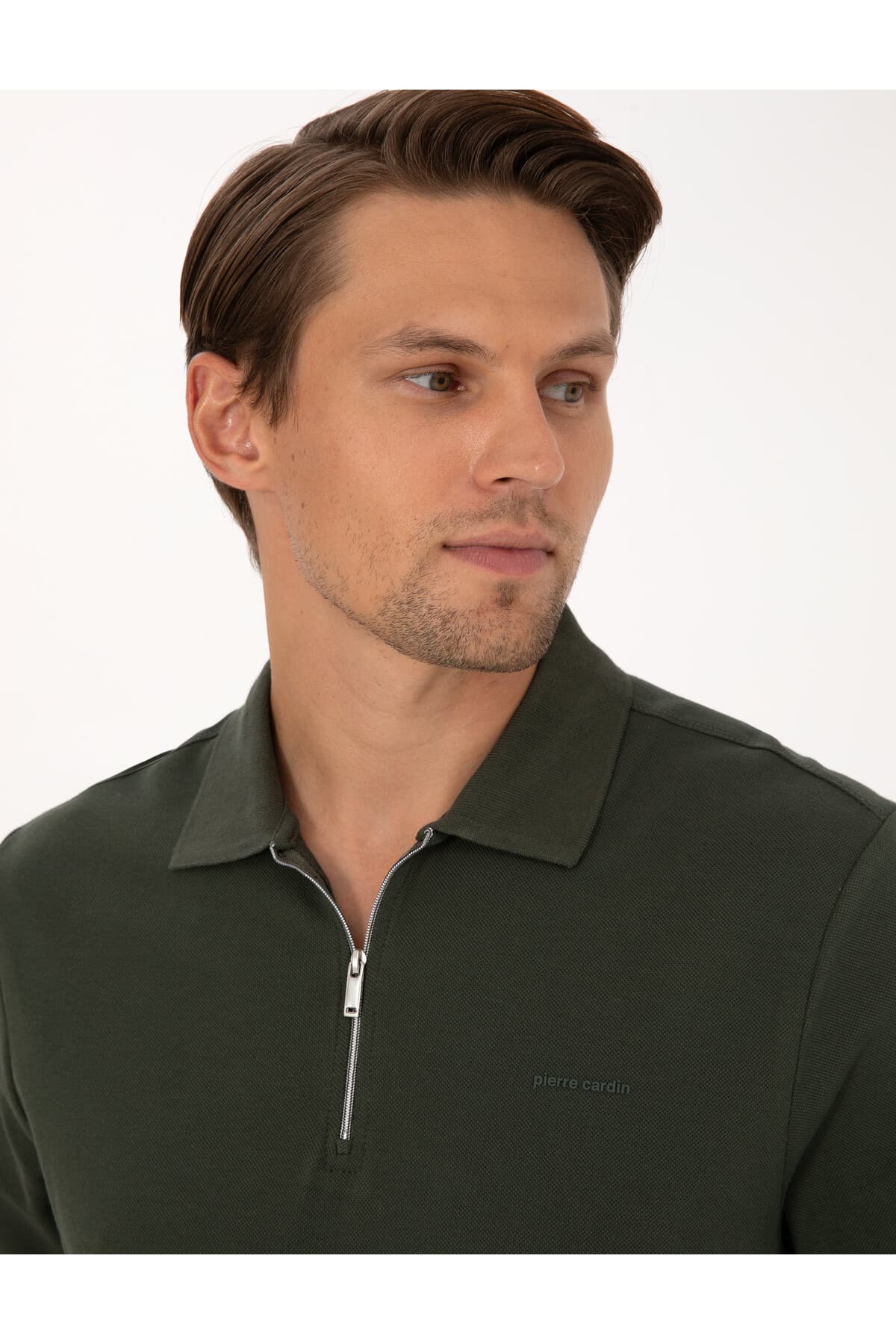 سوئیشرت مردانه Pierre Cardin اسلیم فیت سبز تیره یقه پولو زیپدار Basic Pike مدل 50314046-VR079 سوئیشرت مردانه Pierre Cardin اسلیم فیت سبز تیره یقه پولو زیپدار Basic Pike مدل 50314046-VR079