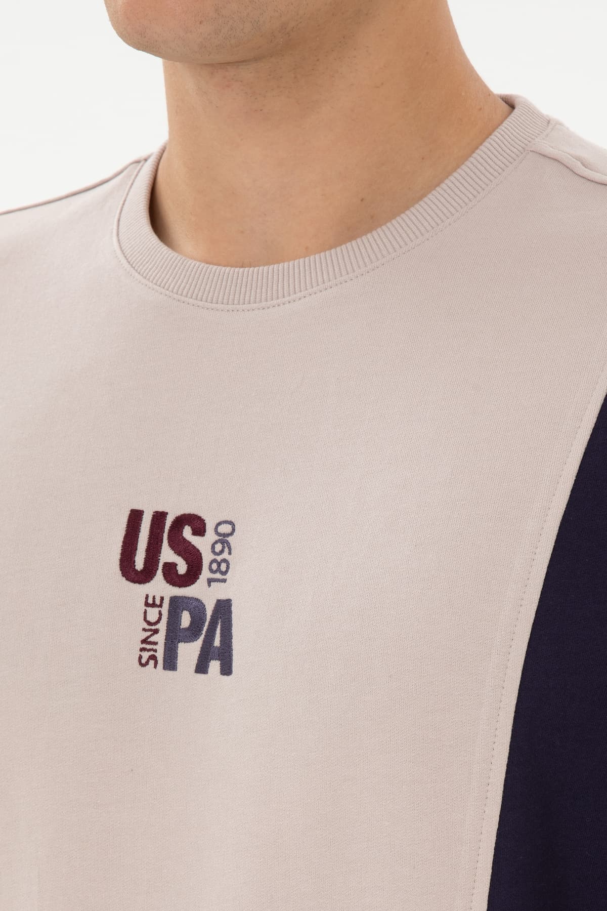 سویشرت مردانه U.S. Polo Assn. یقهگرد نازک فیت معمولی سنگی مدل 50316379-VR049 سویشرت مردانه U.S. Polo Assn. یقهگرد نازک فیت معمولی سنگی مدل 50316379-VR049