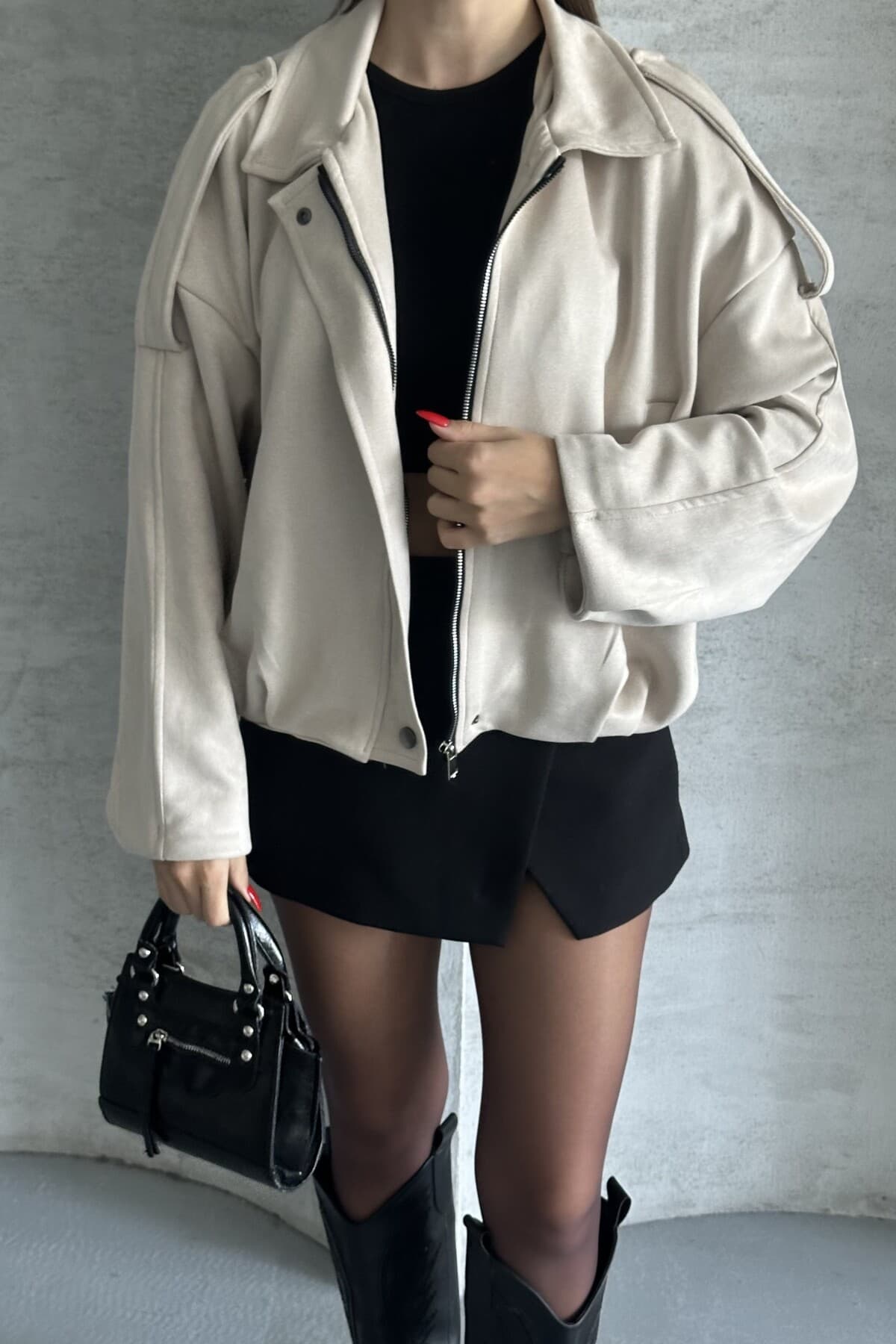 ژاکت بمبر زنانه moda armanc اورسایز سوئدی ژاکت بمبر زنانه moda armanc اورسایز سوئدی