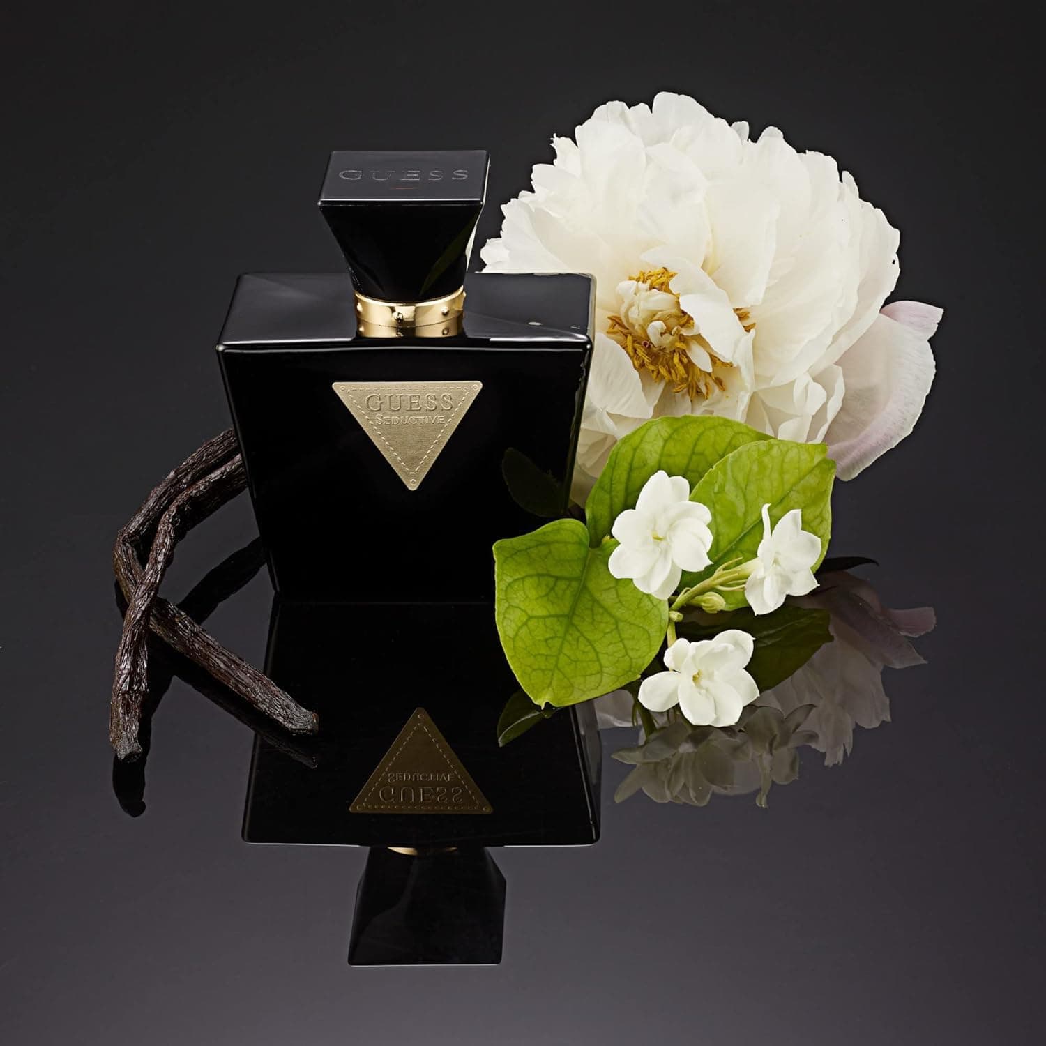ست هدیه مینی عطر زنانه GUESS Seductive + Noir Blue + Seductive Red 4×7.5ml ست هدیه مینی عطر زنانه GUESS Seductive + Noir Blue + Seductive Red 4×7.5ml