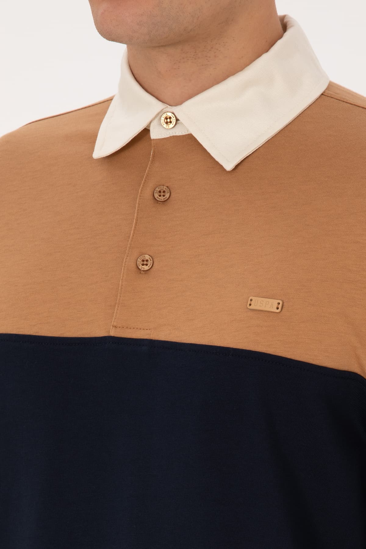 سویشرت مردانه U.S. Polo Assn. فیت معمولی یقه پولو شتری مدل 50316428-VR015 سویشرت مردانه U.S. Polo Assn. فیت معمولی یقه پولو شتری مدل 50316428-VR015