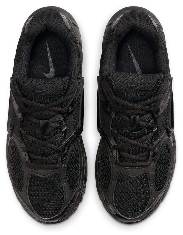 کفش ورزشی یونیسکس Nike دویدن، پیادهروی و روزمره مدل V5 RNR کفش ورزشی یونیسکس Nike دویدن، پیادهروی و روزمره مدل V5 RNR