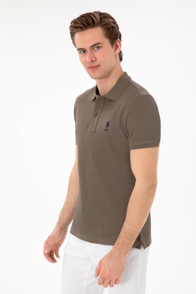 تیشرت مردانه U.S. Polo Assn. یقه پولو فیت اسلیم ساده قهوهای روشن مدل 50298041-VR052 تیشرت مردانه U.S. Polo Assn. یقه پولو فیت اسلیم ساده قهوهای روشن مدل 50298041-VR052
