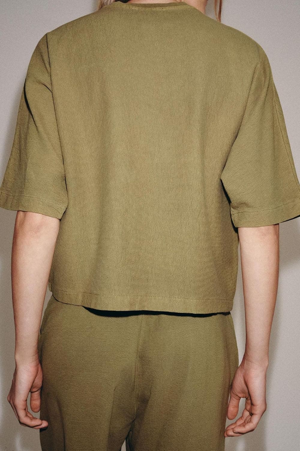 شلوار زنانه Zara افکت رنگرفته سبز زیتونی سایز M شلوار زنانه Zara افکت رنگرفته سبز زیتونی سایز M