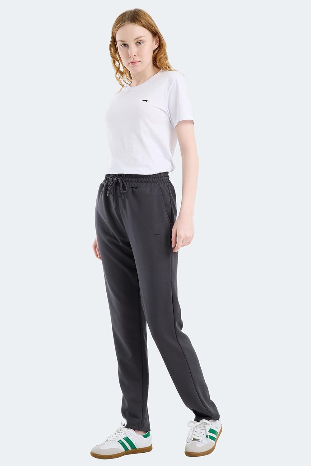 شلوار گرمکن زنانه Slazenger جیبدار آنتراسیت مدل KLORAS I شلوار گرمکن زنانه Slazenger جیبدار آنتراسیت مدل KLORAS I