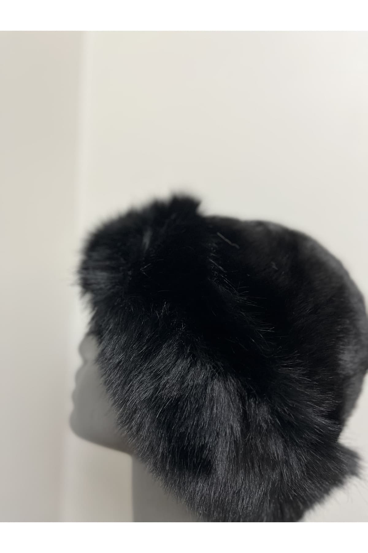 کلاه بره زنانه Butik مشکی پلوش نرم با ظاهر خز کلاه بره زنانه Butik مشکی پلوش نرم با ظاهر خز