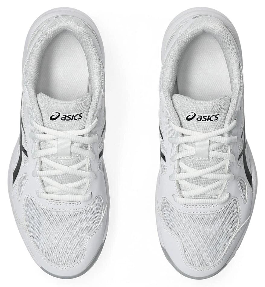کفش والیبال نوجوانان Asics Upcourt 6 Gs سفید مدل 1074A045-101 کفش والیبال نوجوانان Asics Upcourt 6 Gs سفید مدل 1074A045-101
