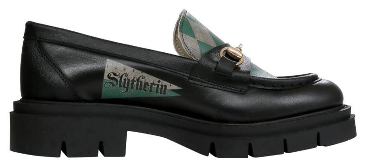 لوفر زنانه Dogo چرم وگان مشکی طرح Warner Bros Harry Potter House of Slytherin لوفر زنانه Dogo چرم وگان مشکی طرح Warner Bros Harry Potter House of Slytherin