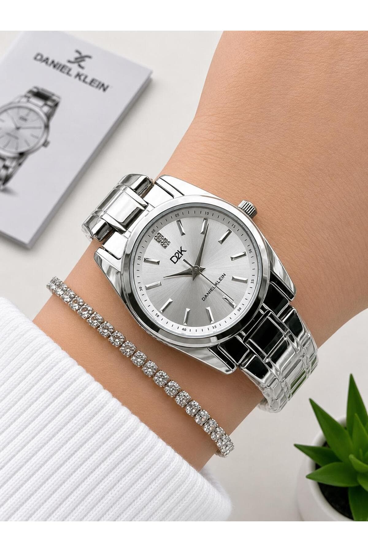 ساعت زنانه Daniel Klein بند استیل ضد آب 3 ATM همراه دستبند مدل F.G.14494.1 ساعت زنانه Daniel Klein بند استیل ضد آب 3 ATM همراه دستبند مدل F.G.14494.1