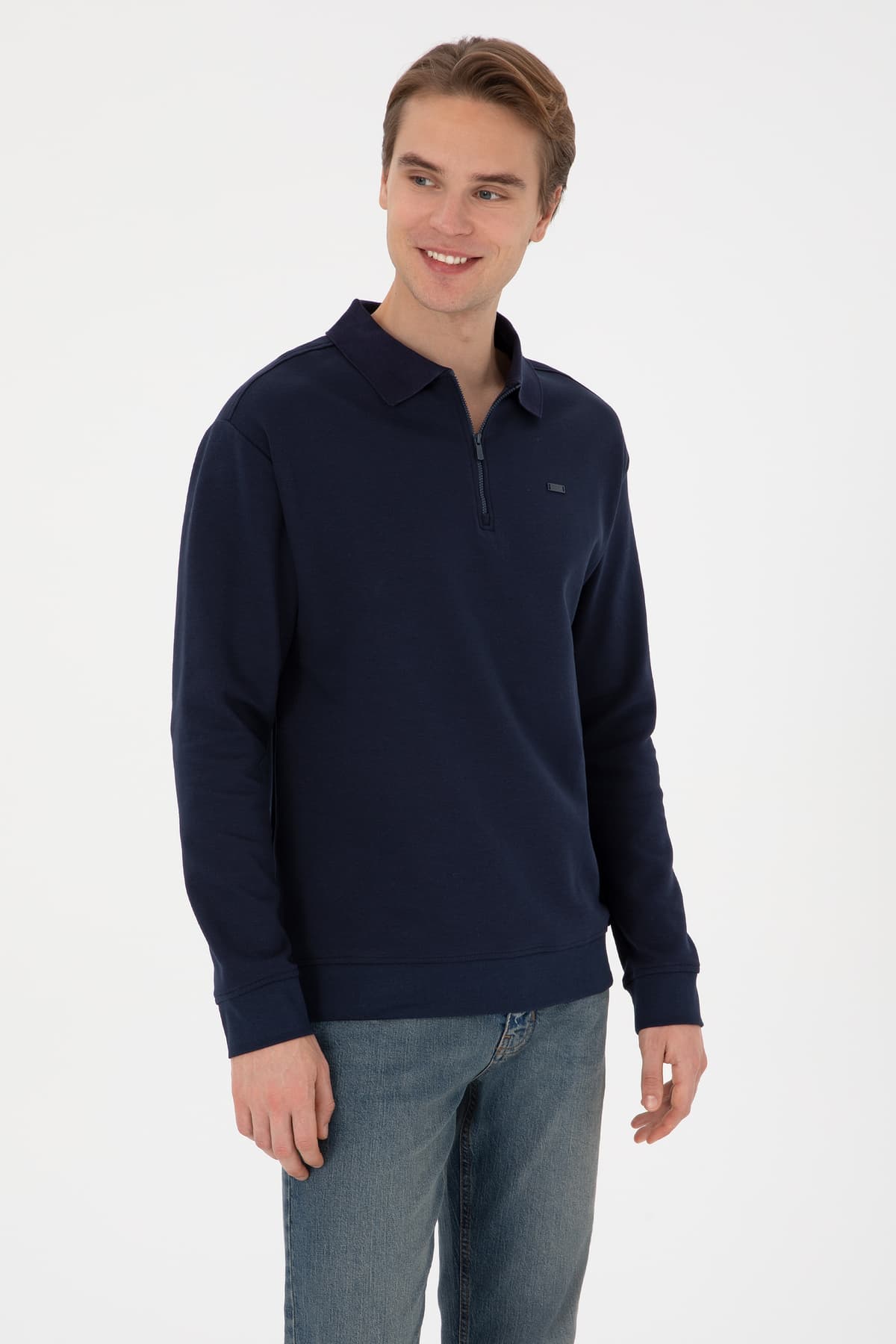 سوئیشرت مردانه U.S. Polo Assn. فیت راحت نیم زیپ سرمهای مدل 50316484-VR033 سوئیشرت مردانه U.S. Polo Assn. فیت راحت نیم زیپ سرمهای مدل 50316484-VR033