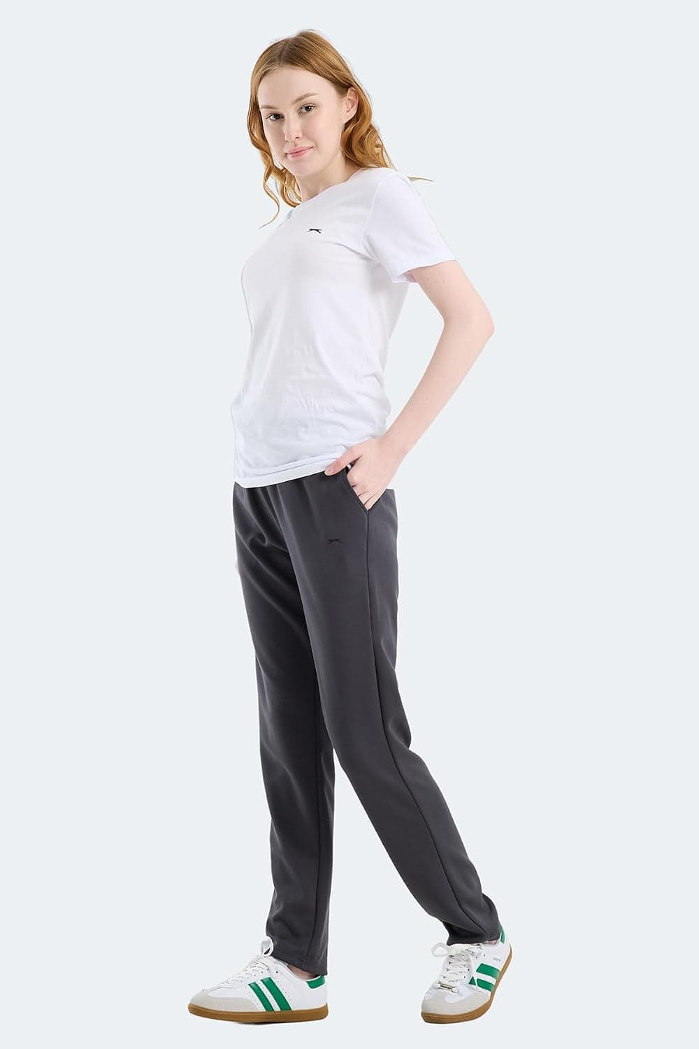 شلوار گرمکن زنانه Slazenger جیبدار آنتراسیت مدل KLORAS I شلوار گرمکن زنانه Slazenger جیبدار آنتراسیت مدل KLORAS I
