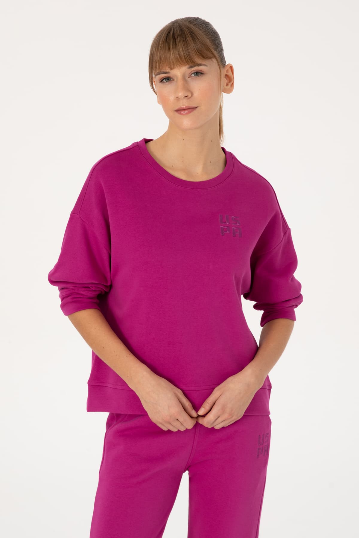 سوئیتشرت زنانه U.S. Polo Assn. فوشیا یقه گرد بیسیک مدل 50313565-VR023 سوئیتشرت زنانه U.S. Polo Assn. فوشیا یقه گرد بیسیک مدل 50313565-VR023