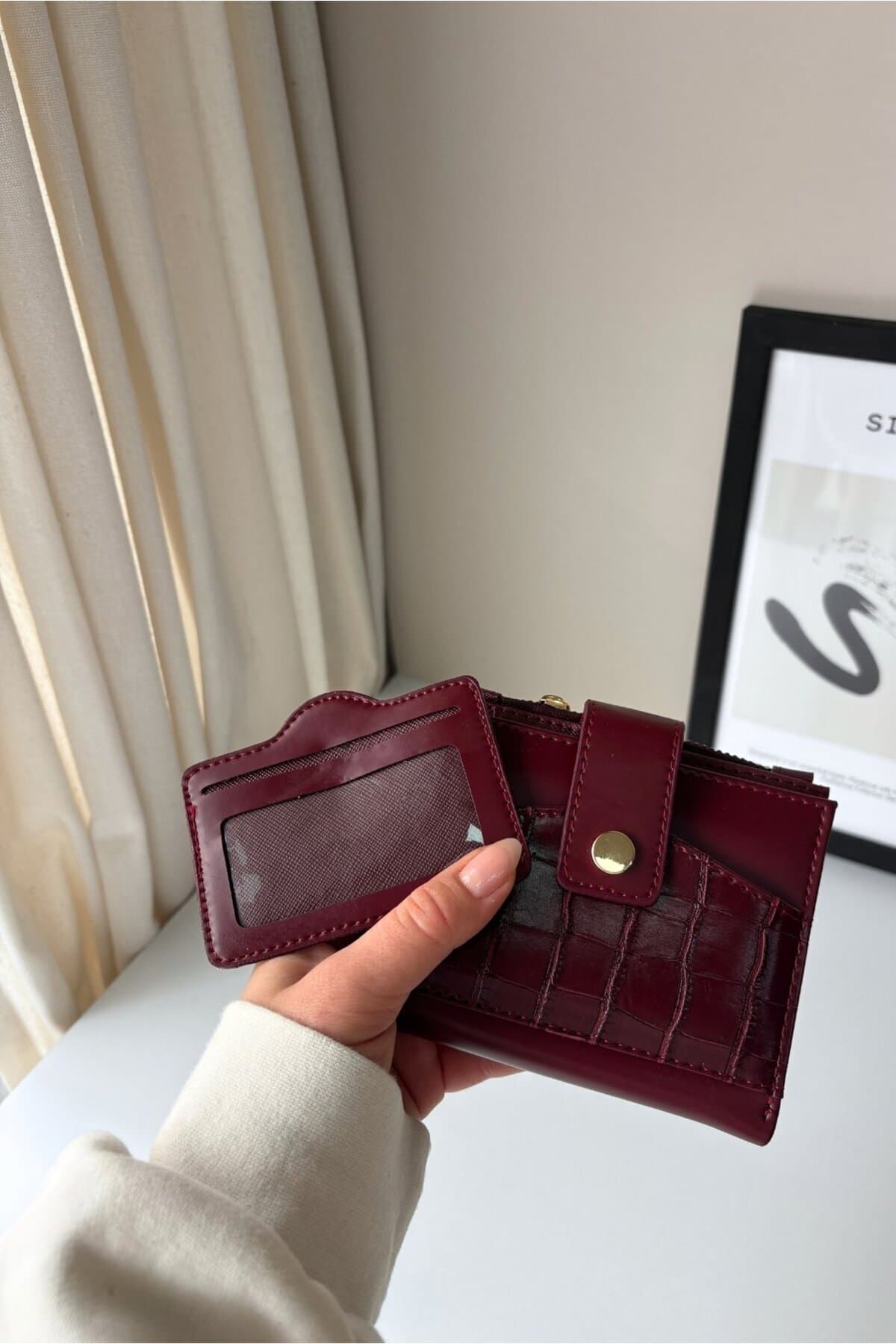 کیف پول پسرانه Yuka Atelier چرم مصنوعی کارتخور جداشونده مدل Ela کیف پول پسرانه Yuka Atelier چرم مصنوعی کارتخور جداشونده مدل Ela