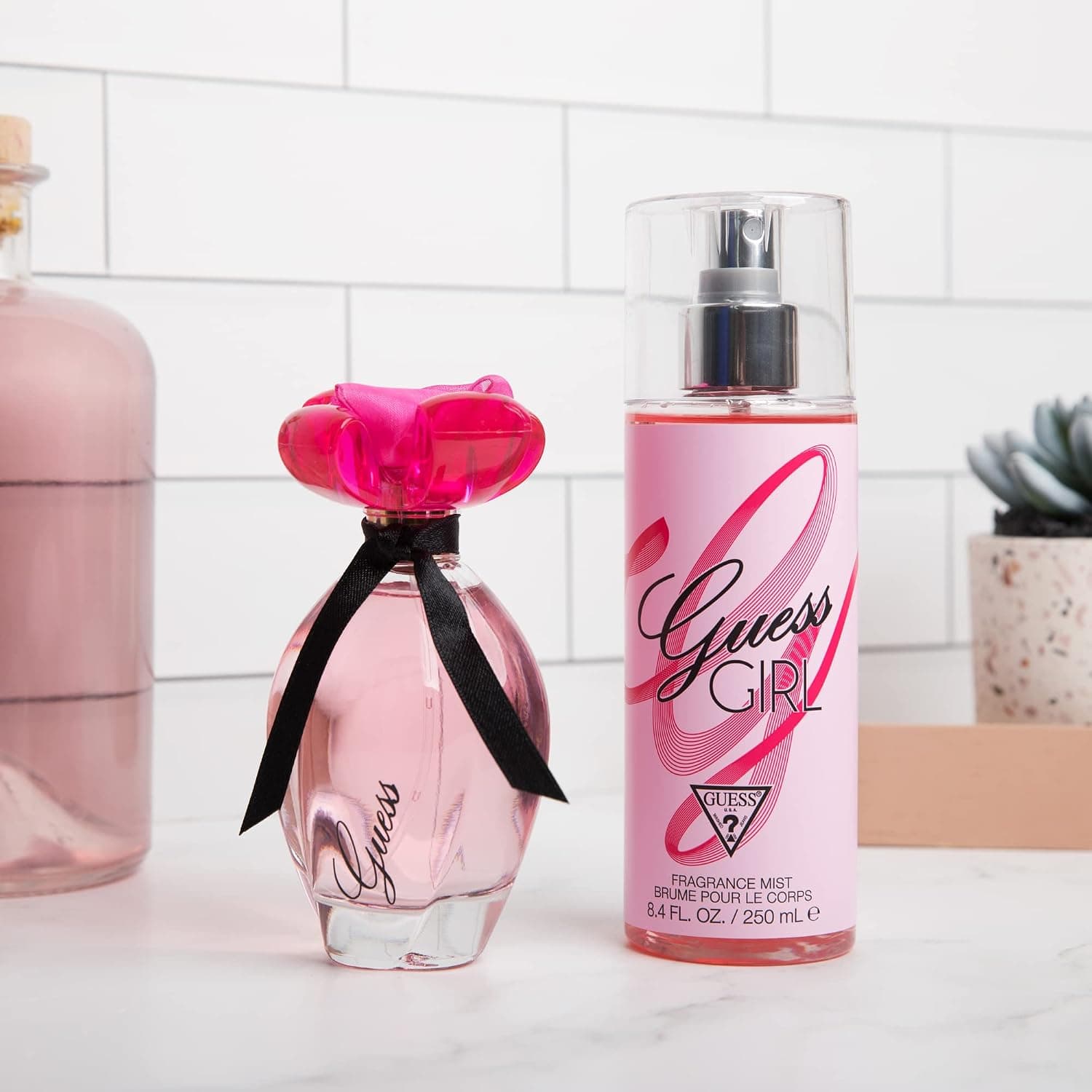 ست عطر دخترانه GUESS Girl EDT 100ML + EDT 15 + BL 200ML ست عطر دخترانه GUESS Girl EDT 100ML + EDT 15 + BL 200ML