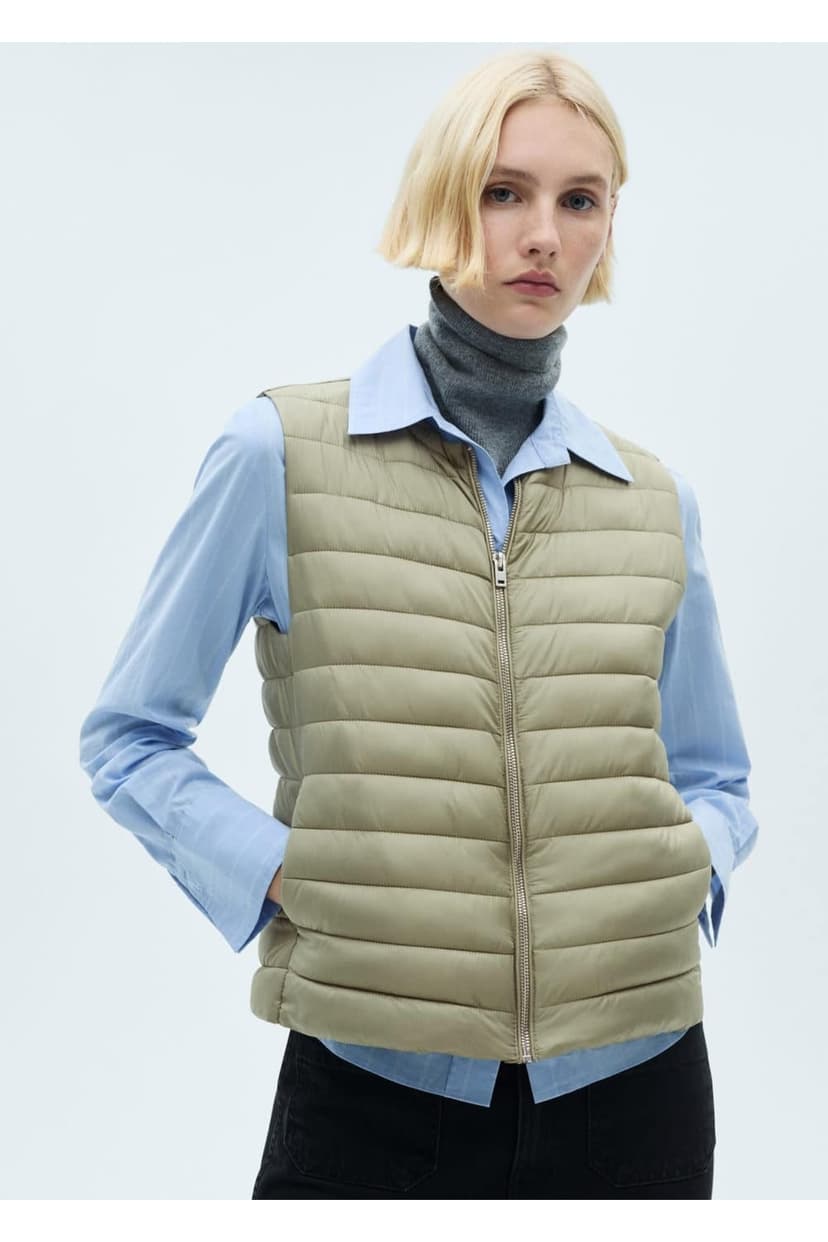 جلیقه زنانه MANGO مدل Kapitone جلیقه زنانه MANGO مدل Kapitone