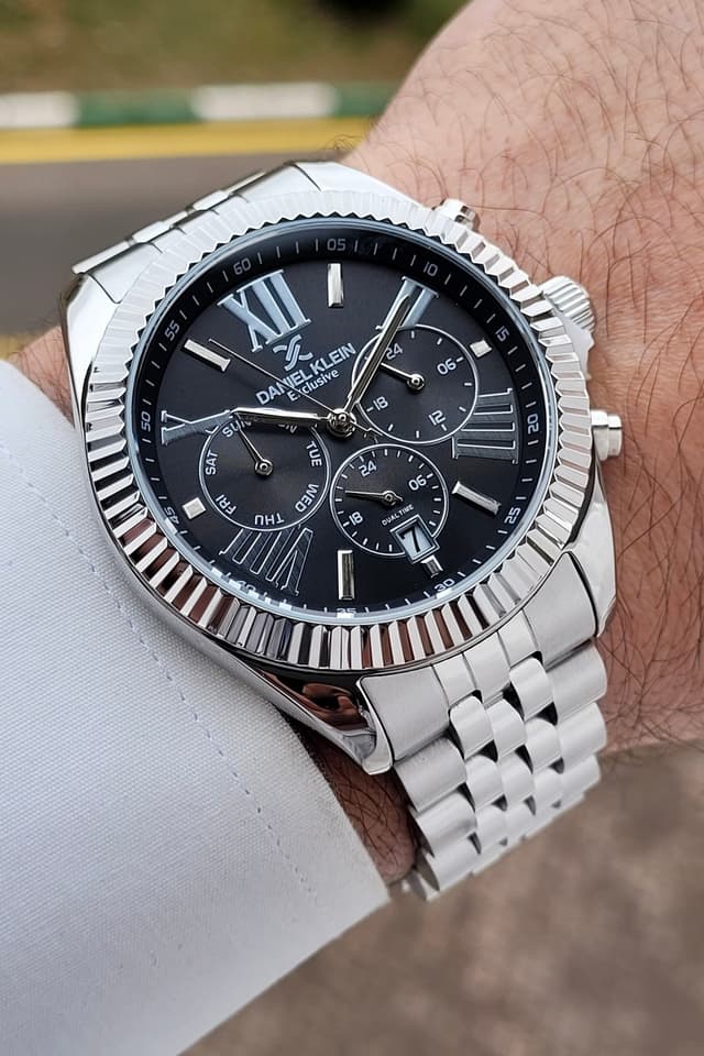 ساعت مچی مردانه Daniel Klein صفحه مشکی بند خاکستری قابل تنظیم 42 mm ساعت مچی مردانه Daniel Klein صفحه مشکی بند خاکستری قابل تنظیم 42 mm